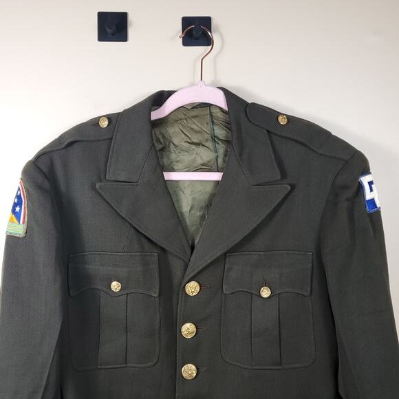 Vintage 1943 Farnsworth Reed Green Military Wool Coat Size 36R Patches - Picture 5 of 12